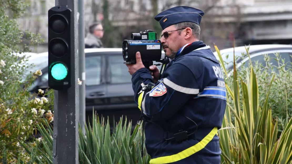 A 114 km/h au lieu de 50 : un chauffard intercepté à Clermont-Ferrand