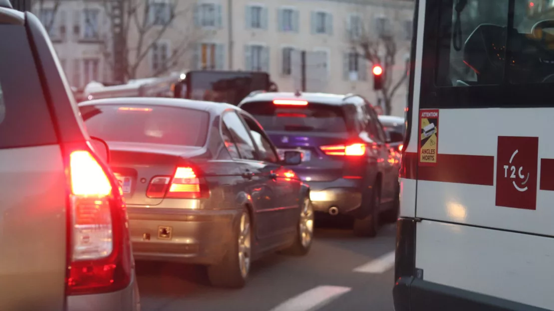 A Clermont-Ferrand, les voitures ont passées 53 heures dans les bouchons en 2024