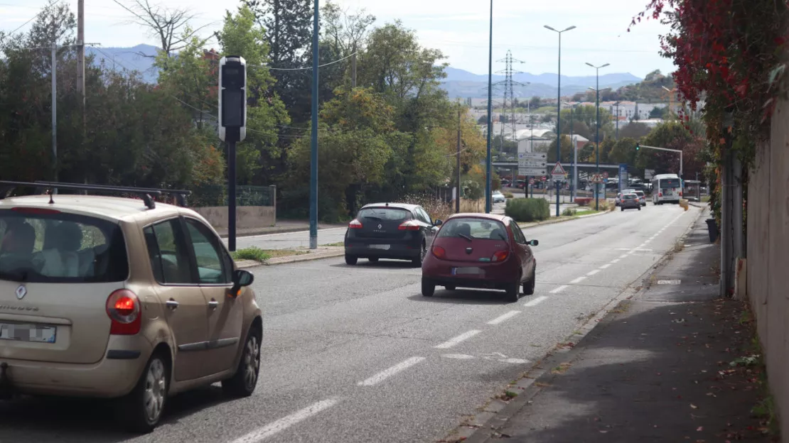 Clermont-Ferrand : flashé 37 fois en un an avec le même radar, un conducteur reçoit une amende de plusieurs milliers d'euros