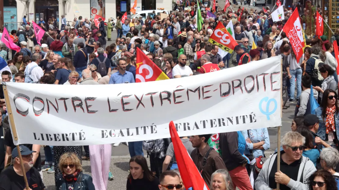 [PHOTOS] Plusieurs milliers de manifestants à Clermont-Ferrand contre l’extrême-droite