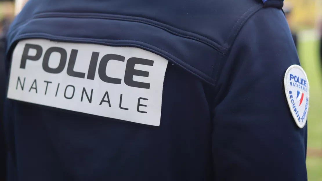 Puy-de-Dôme : habillé en policier, il vole plus de 40.000 € à des personnes âgées